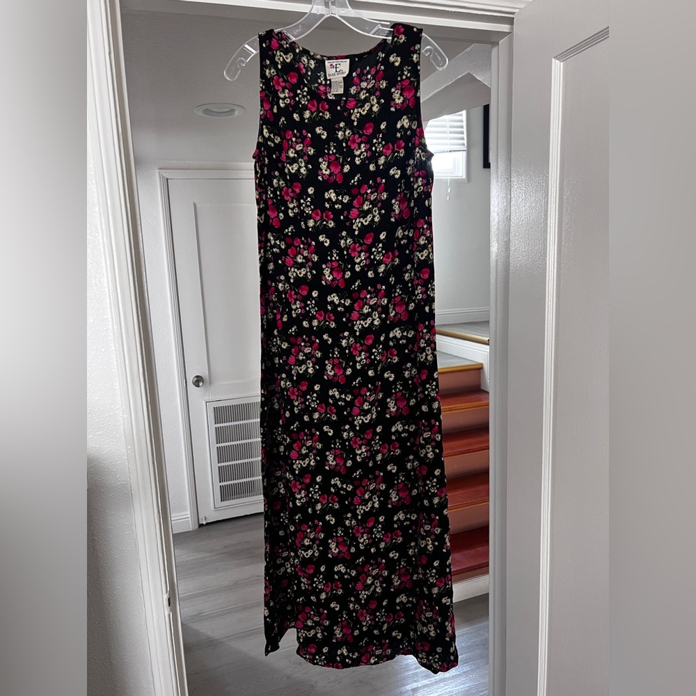 Unique Vintage Black Floral Maxi Dress